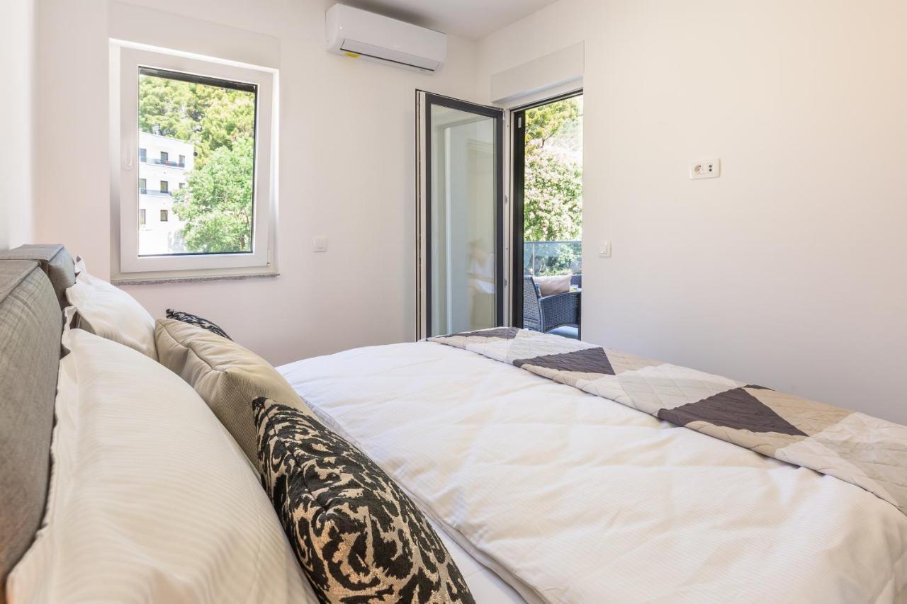 Luxury 2 Bedroom Apartment With Sea View Baška Voda エクステリア 写真