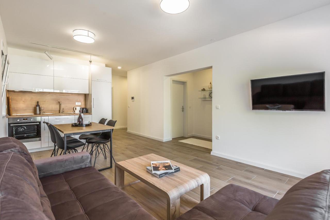 Luxury 2 Bedroom Apartment With Sea View Baška Voda エクステリア 写真