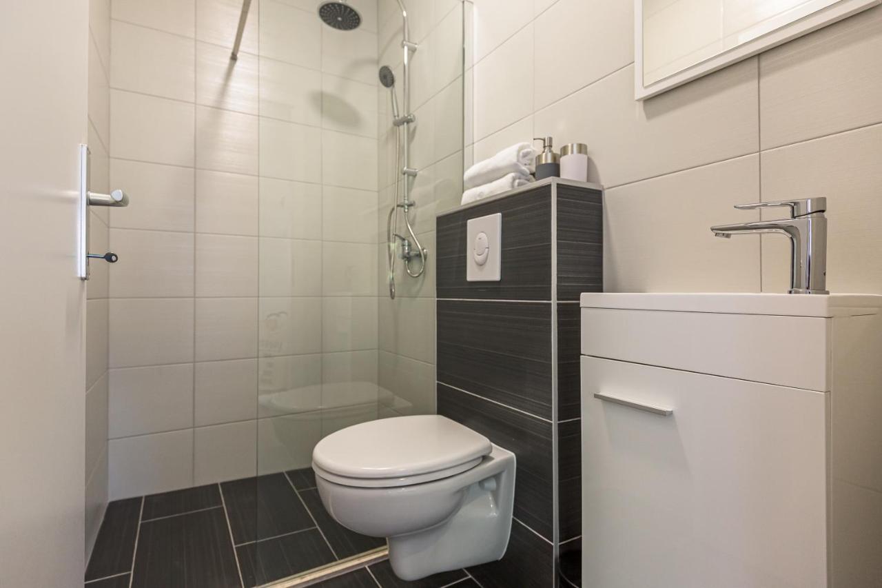 Luxury 2 Bedroom Apartment With Sea View Baška Voda エクステリア 写真