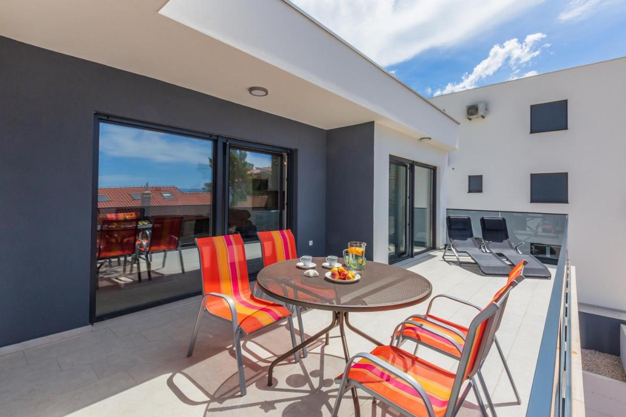 Luxury 2 Bedroom Apartment With Sea View Baška Voda エクステリア 写真