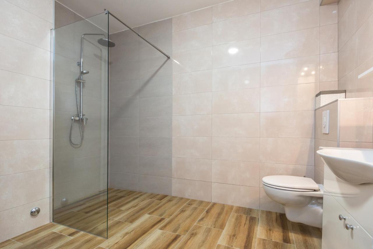 Luxury 2 Bedroom Apartment With Sea View Baška Voda エクステリア 写真